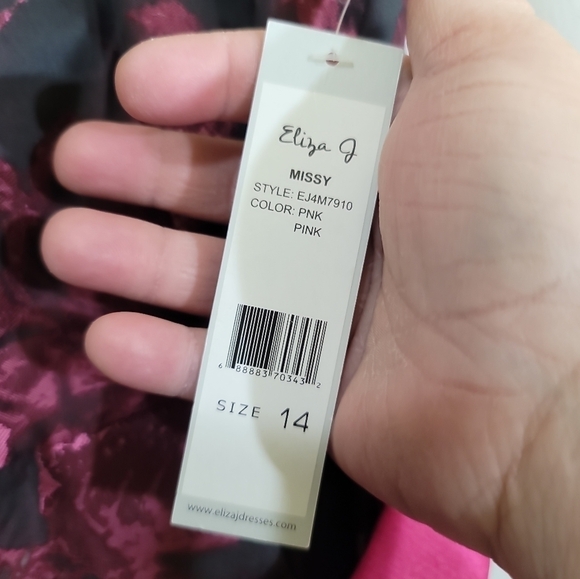 NWT Eliza J Black Pink Floral Fit and Flare Dress 14 Open Back Sash and Pockets - Picture 8 of 9